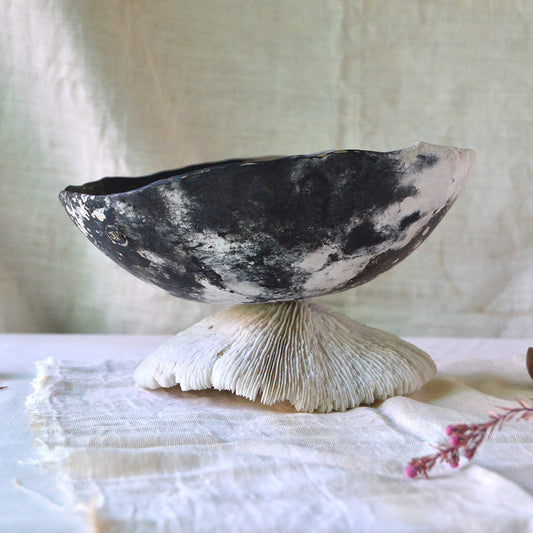 the large Rhea bowl